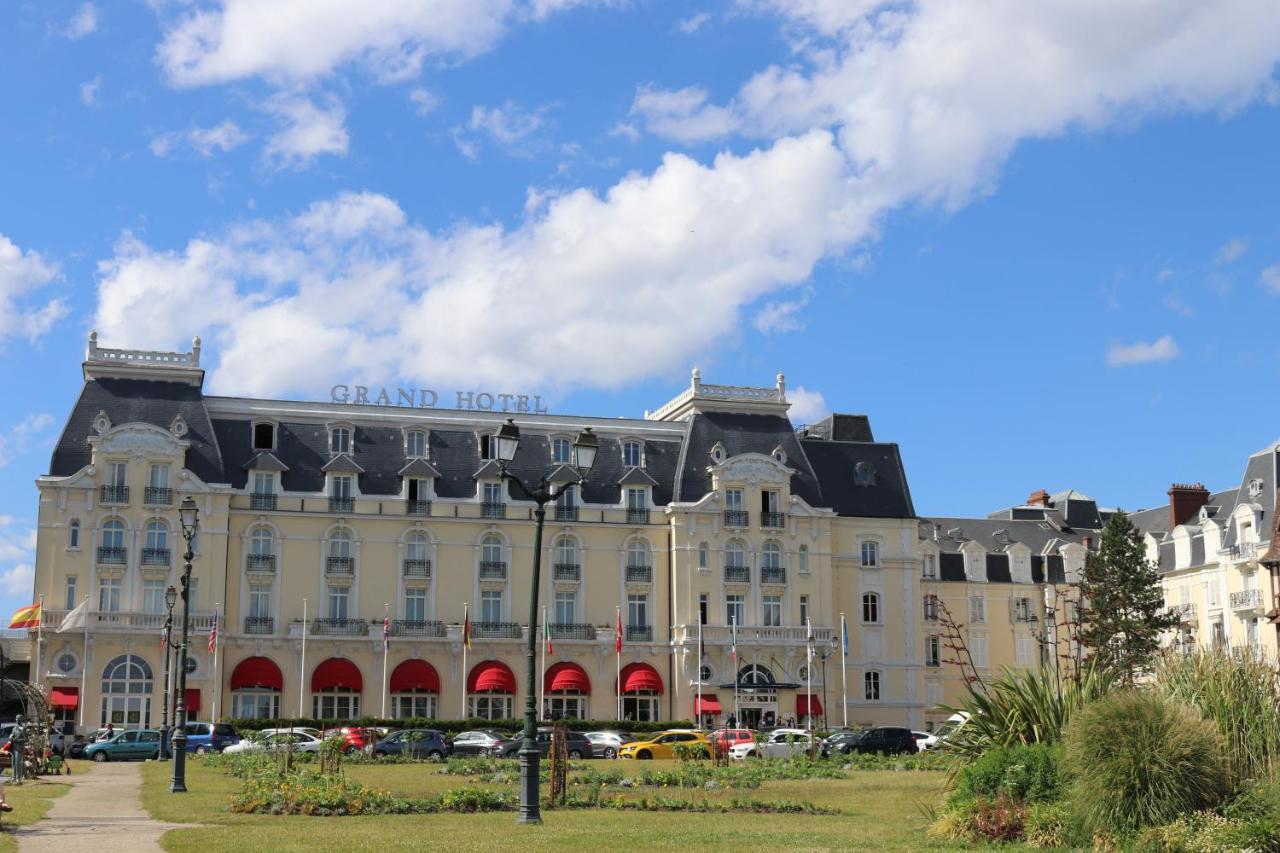 Studio Balcon 2 Pers Piscine 300M Plage De Cabourg Apartment Dives-sur-Mer Luaran gambar